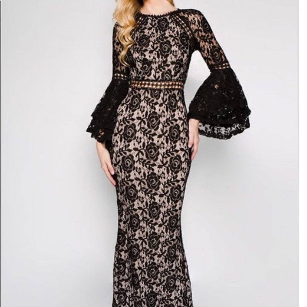 Holiday Dress Lace Maxi